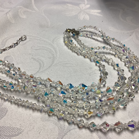 Vintage✨ 5 Strand Glass Bead & Crystal AB Necklace. MOMS COLLECTIONS. BLING 🩷 - Picture 6 of 7